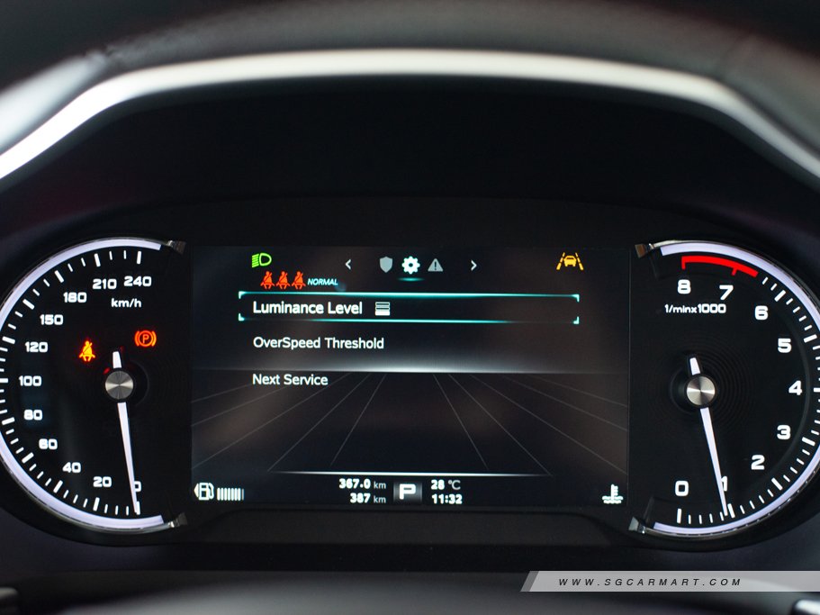 https://i.i-sgcm.com/new_cars/cars/12651/12651_g107
