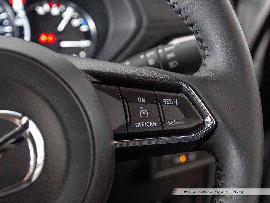 https://i.i-sgcm.com/new_cars/cars/12653/12653_g37