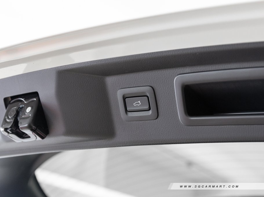 https://i.i-sgcm.com/new_cars/cars/12653/12653_g66