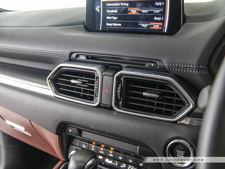 https://i.i-sgcm.com/new_cars/cars/12653/12653_g78