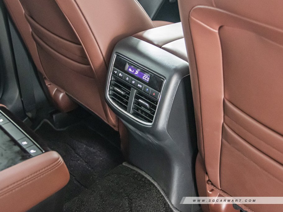 https://i.i-sgcm.com/new_cars/cars/12653/12653_g88