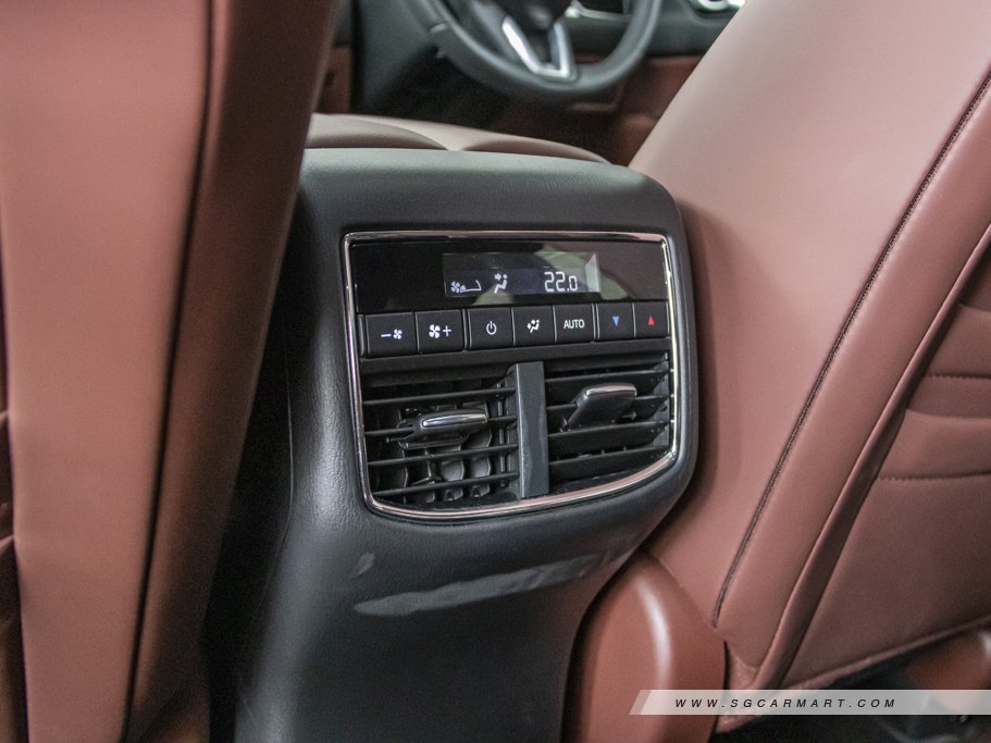 https://i.i-sgcm.com/new_cars/cars/12653/12653_g89