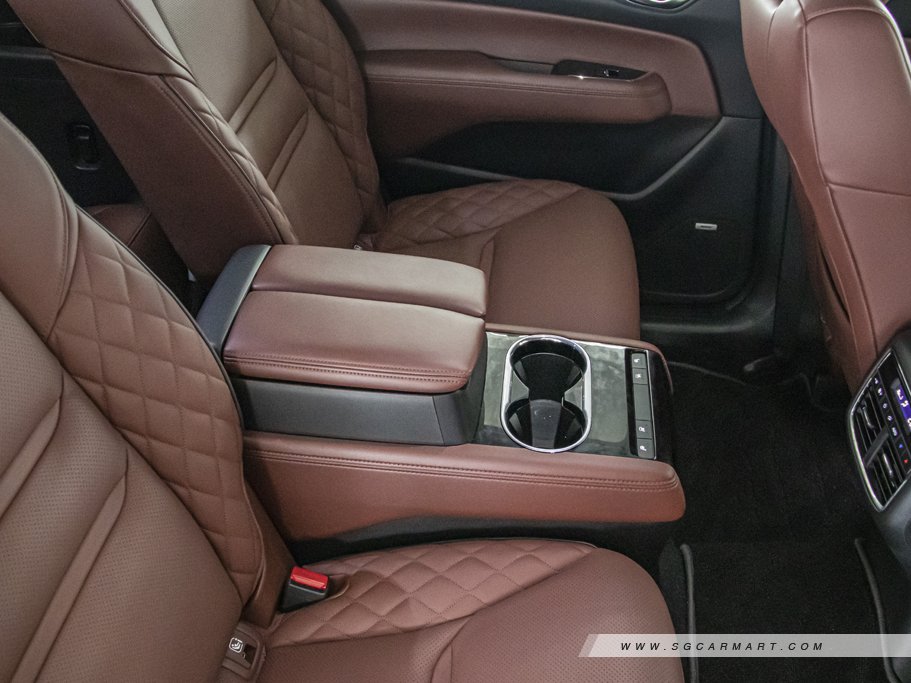https://i.i-sgcm.com/new_cars/cars/12653/12653_g91