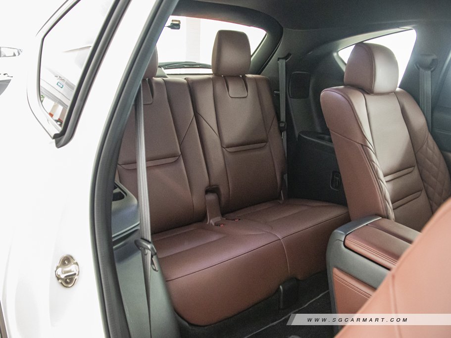 https://i.i-sgcm.com/new_cars/cars/12653/12653_g93