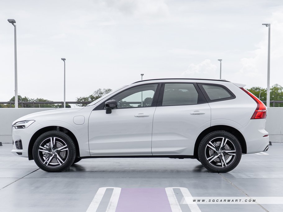 https://i.i-sgcm.com/new_cars/cars/12655/12655_g31