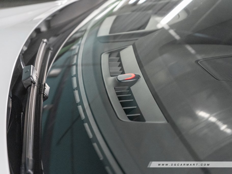 https://i.i-sgcm.com/new_cars/cars/12655/12655_g34