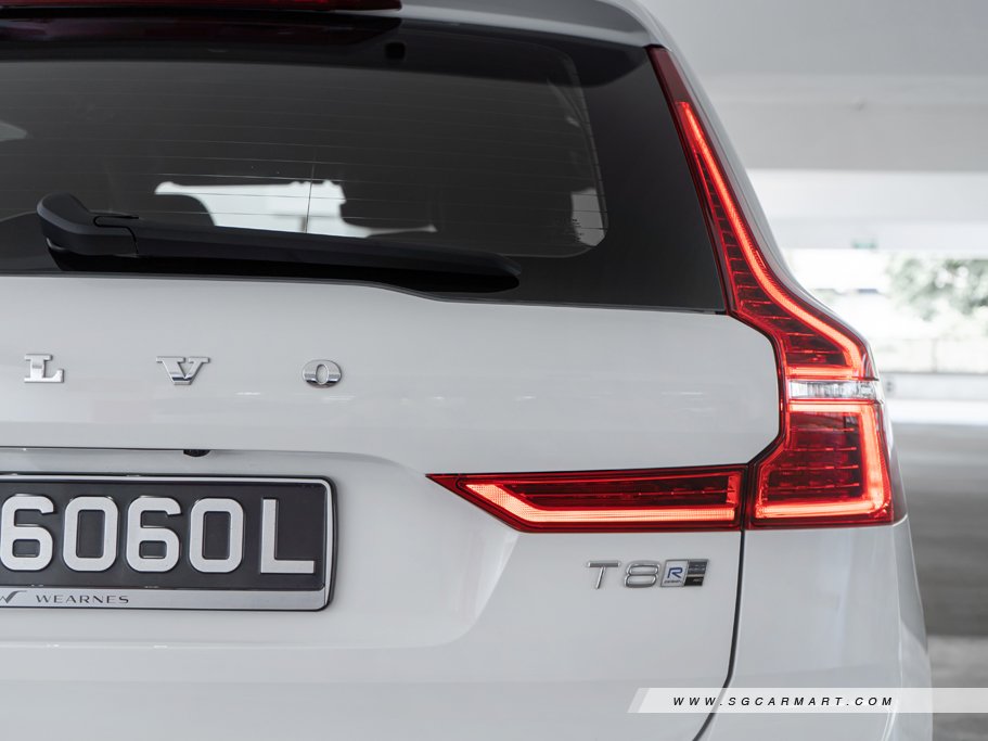 https://i.i-sgcm.com/new_cars/cars/12655/12655_g36