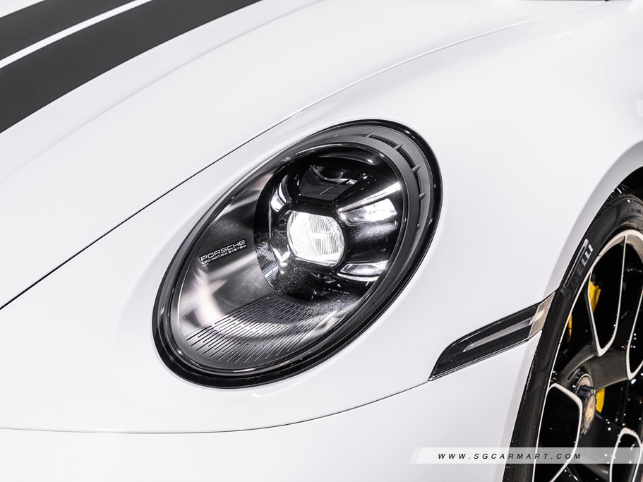 https://i.i-sgcm.com/new_cars/cars/12656/12656_g104