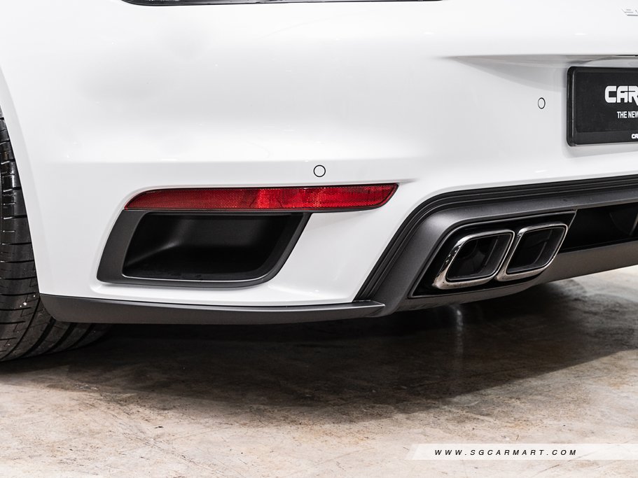https://i.i-sgcm.com/new_cars/cars/12656/12656_g105