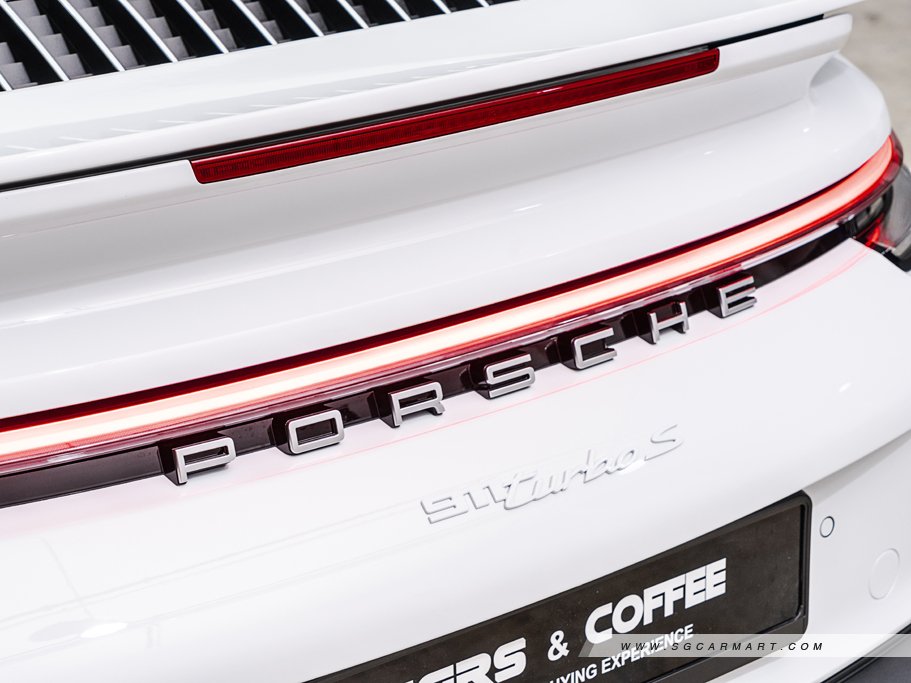 https://i.i-sgcm.com/new_cars/cars/12656/12656_g116