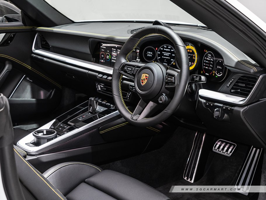https://i.i-sgcm.com/new_cars/cars/12656/12656_g121