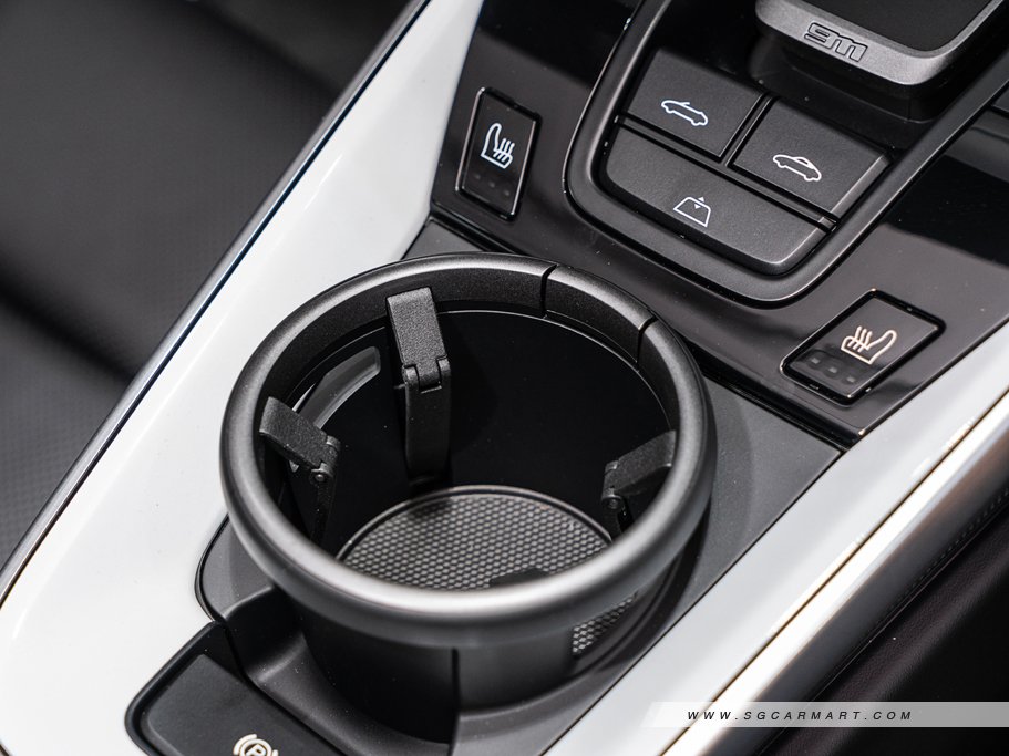 https://i.i-sgcm.com/new_cars/cars/12656/12656_g145