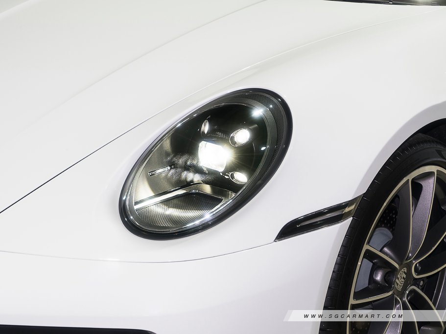 https://i.i-sgcm.com/new_cars/cars/12656/12656_g40