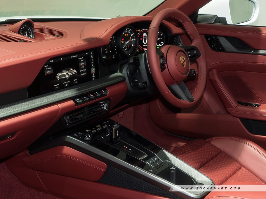 https://i.i-sgcm.com/new_cars/cars/12656/12656_g49