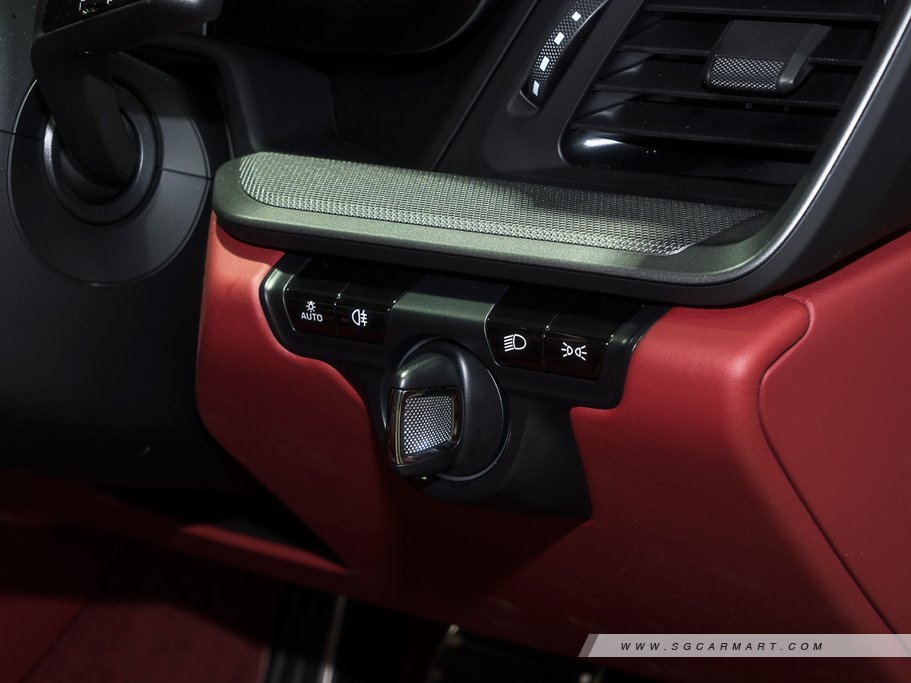 https://i.i-sgcm.com/new_cars/cars/12656/12656_g65