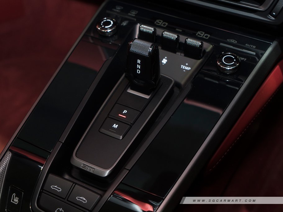 https://i.i-sgcm.com/new_cars/cars/12656/12656_g79