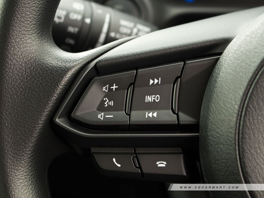 https://i.i-sgcm.com/new_cars/cars/12658/12658_g16
