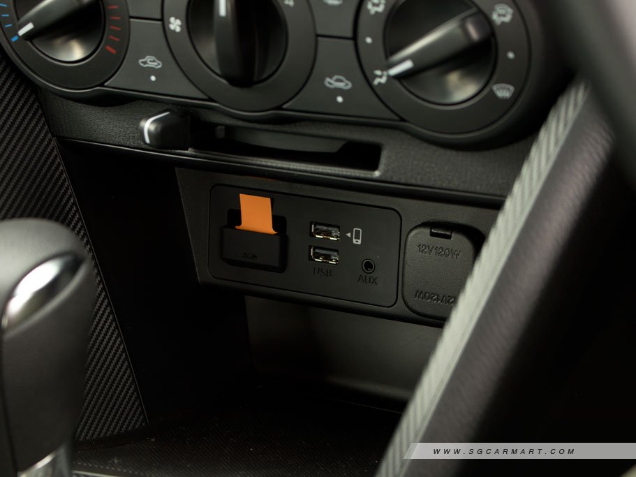 https://i.i-sgcm.com/new_cars/cars/12658/12658_g19