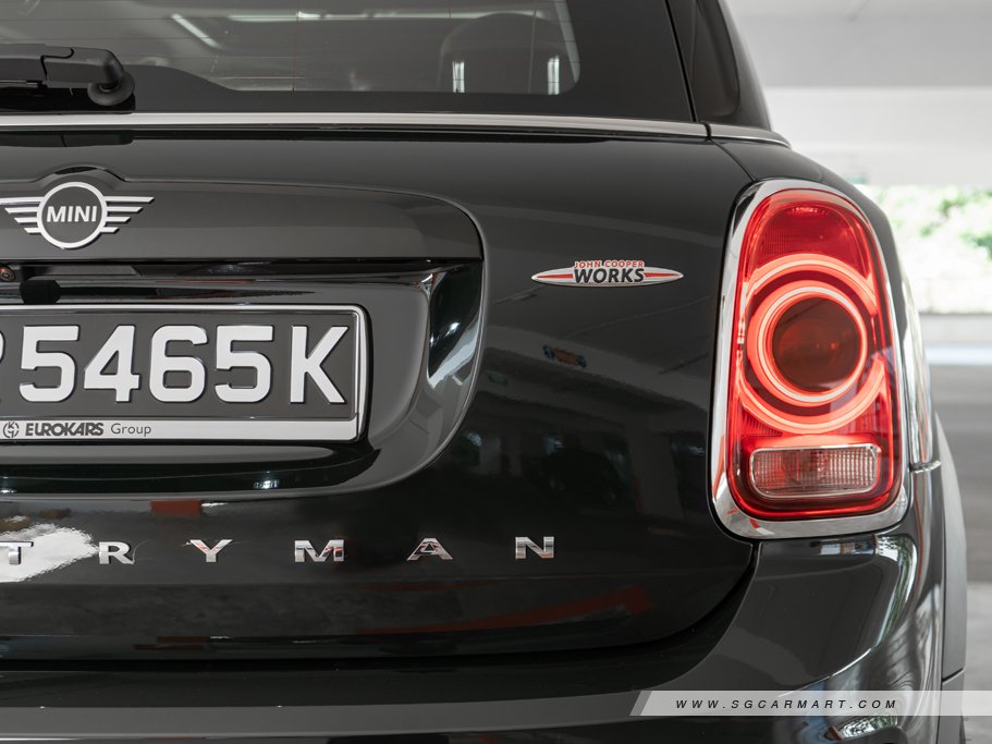 https://i.i-sgcm.com/new_cars/cars/12660/12660_g29