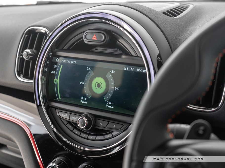 https://i.i-sgcm.com/new_cars/cars/12660/12660_g42