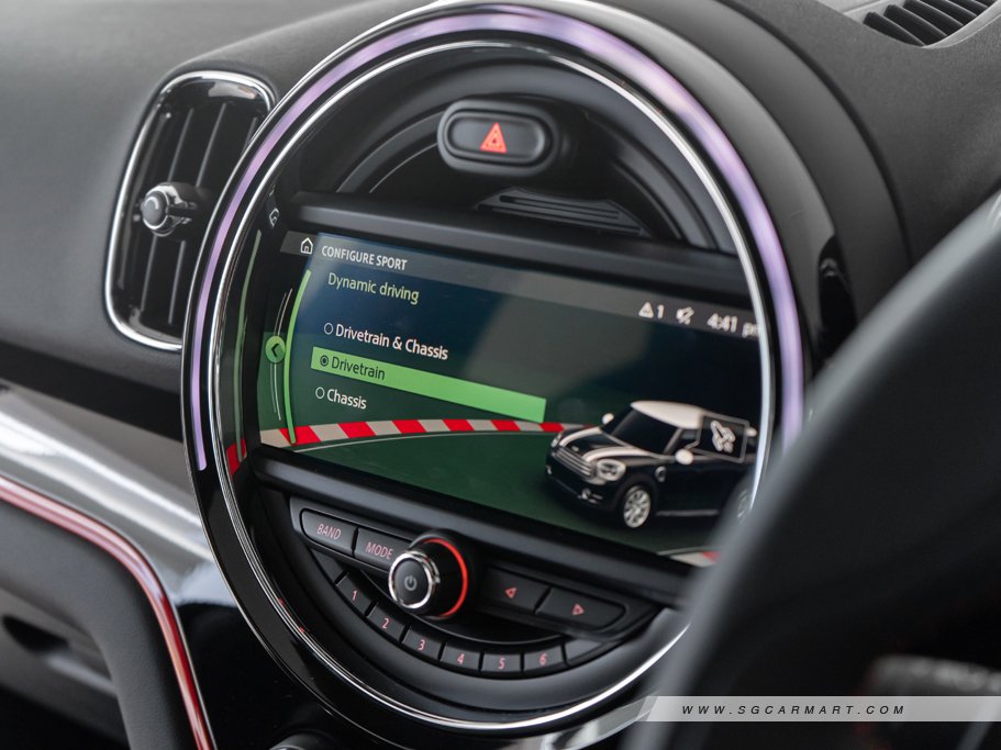 https://i.i-sgcm.com/new_cars/cars/12660/12660_g43