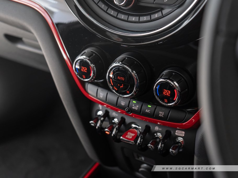 https://i.i-sgcm.com/new_cars/cars/12660/12660_g45