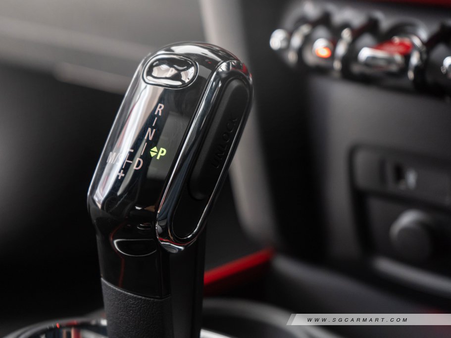 https://i.i-sgcm.com/new_cars/cars/12660/12660_g47