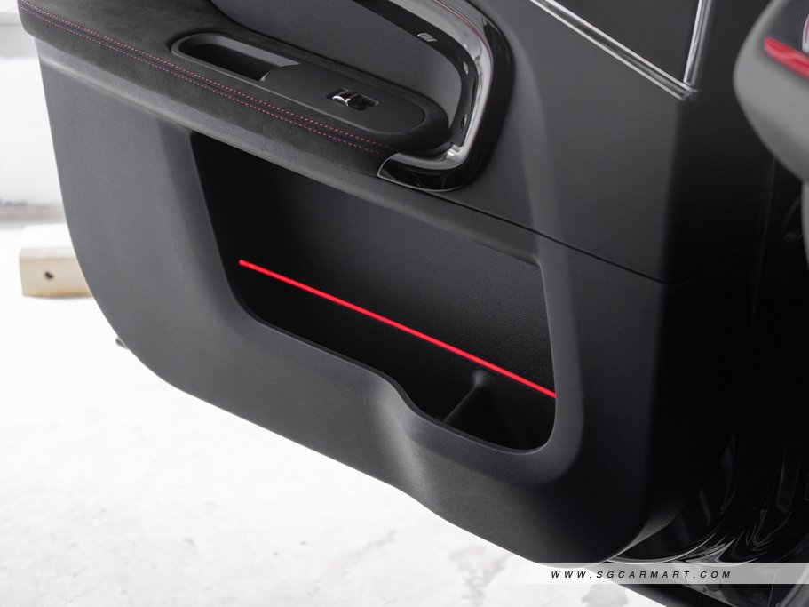 https://i.i-sgcm.com/new_cars/cars/12660/12660_g50