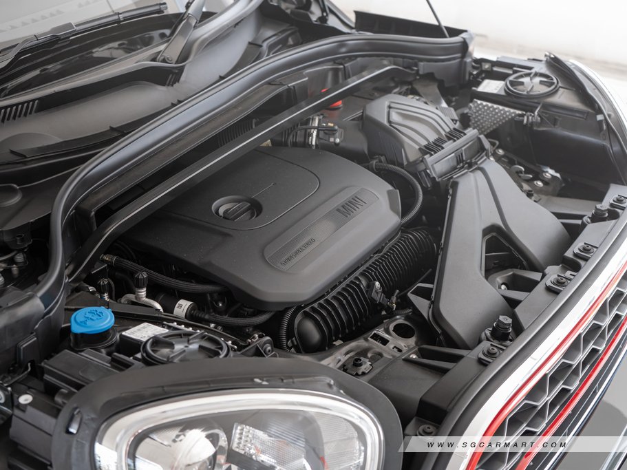https://i.i-sgcm.com/new_cars/cars/12660/12660_g54