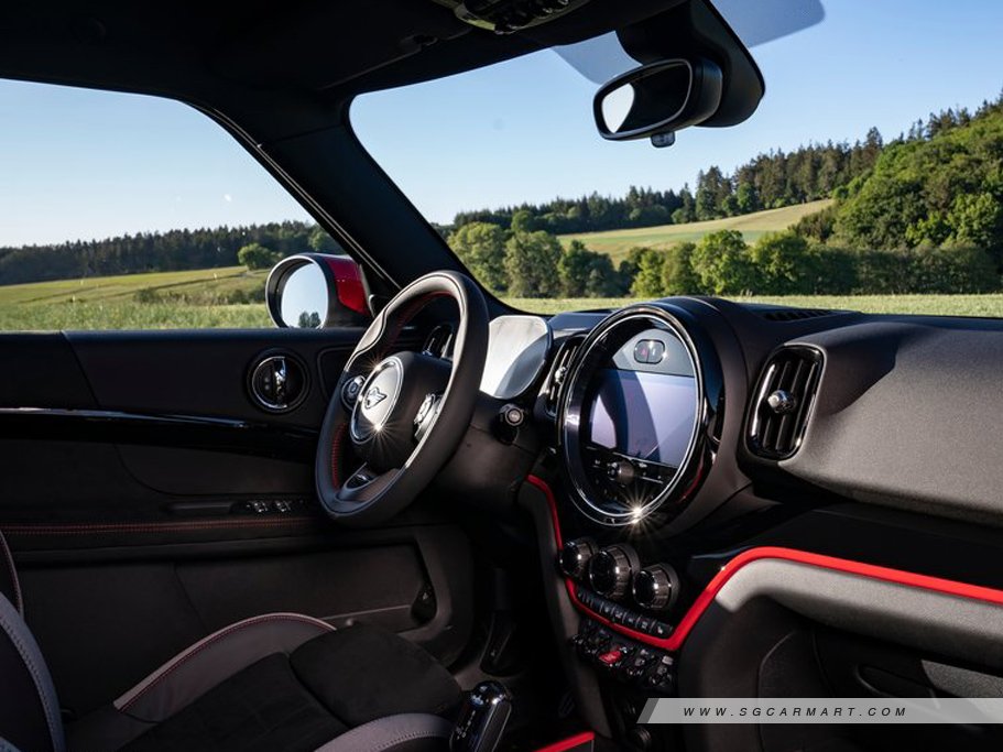 https://i.i-sgcm.com/new_cars/cars/12660/12660_g67