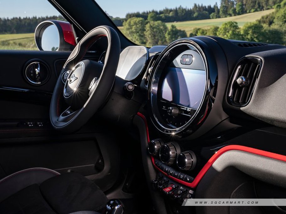 https://i.i-sgcm.com/new_cars/cars/12660/12660_g68
