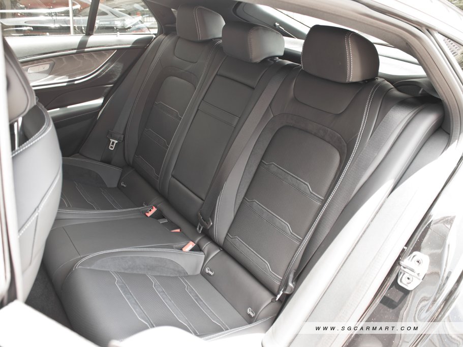 Mercedes-Benz AMG GT 4-Door Coupe Mild Hybrid 43 4MATIC+ 37