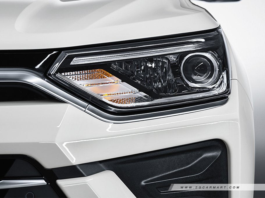 https://i.i-sgcm.com/new_cars/cars/12663/12663_g22
