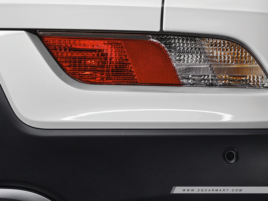 https://i.i-sgcm.com/new_cars/cars/12663/12663_g31