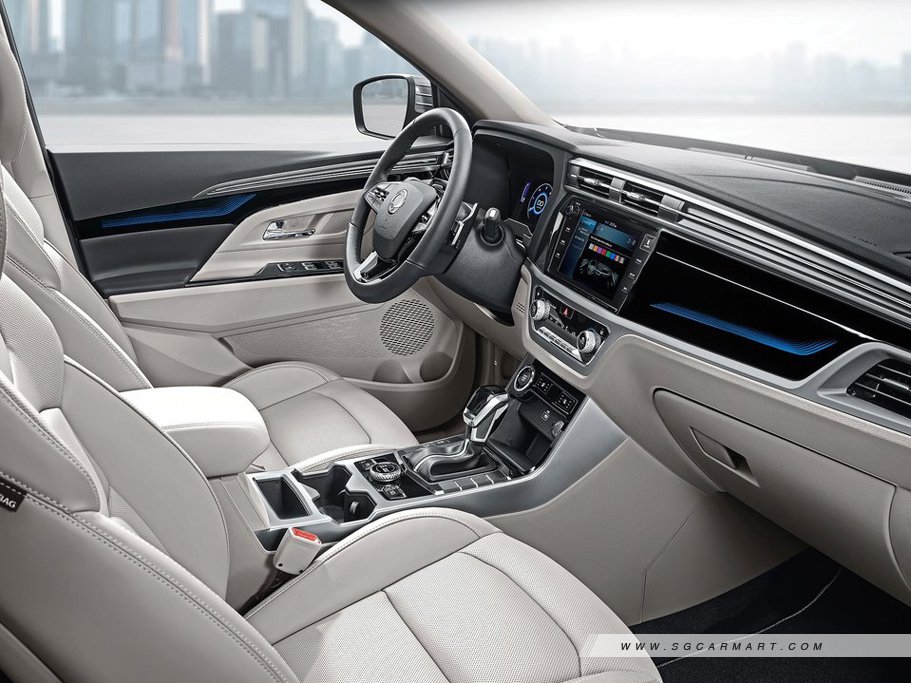 https://i.i-sgcm.com/new_cars/cars/12663/12663_g34