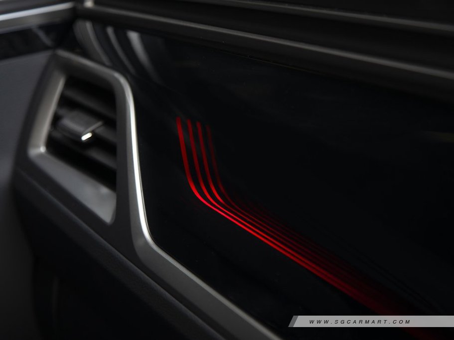 https://i.i-sgcm.com/new_cars/cars/12663/12663_g42