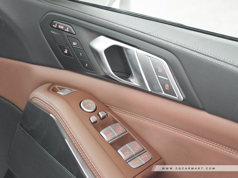 https://i.i-sgcm.com/new_cars/cars/12664/12664_g12