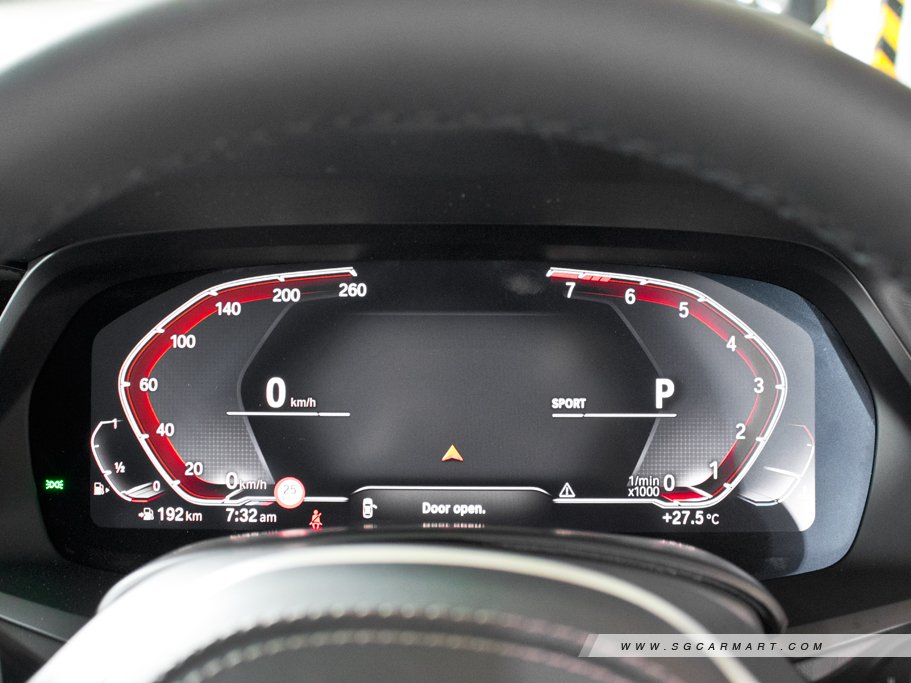 https://i.i-sgcm.com/new_cars/cars/12664/12664_g16