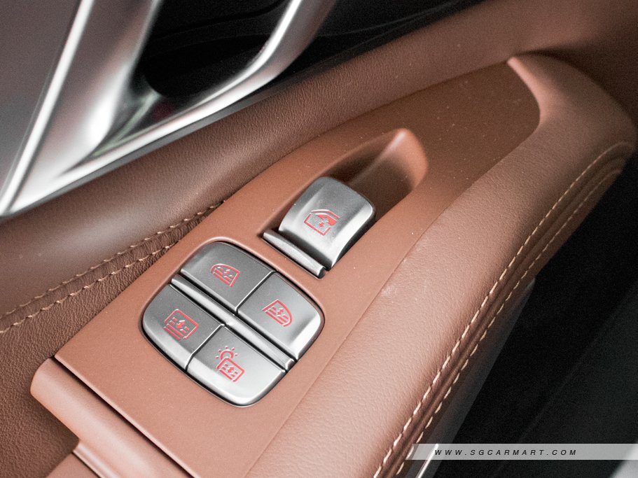 https://i.i-sgcm.com/new_cars/cars/12664/12664_g34