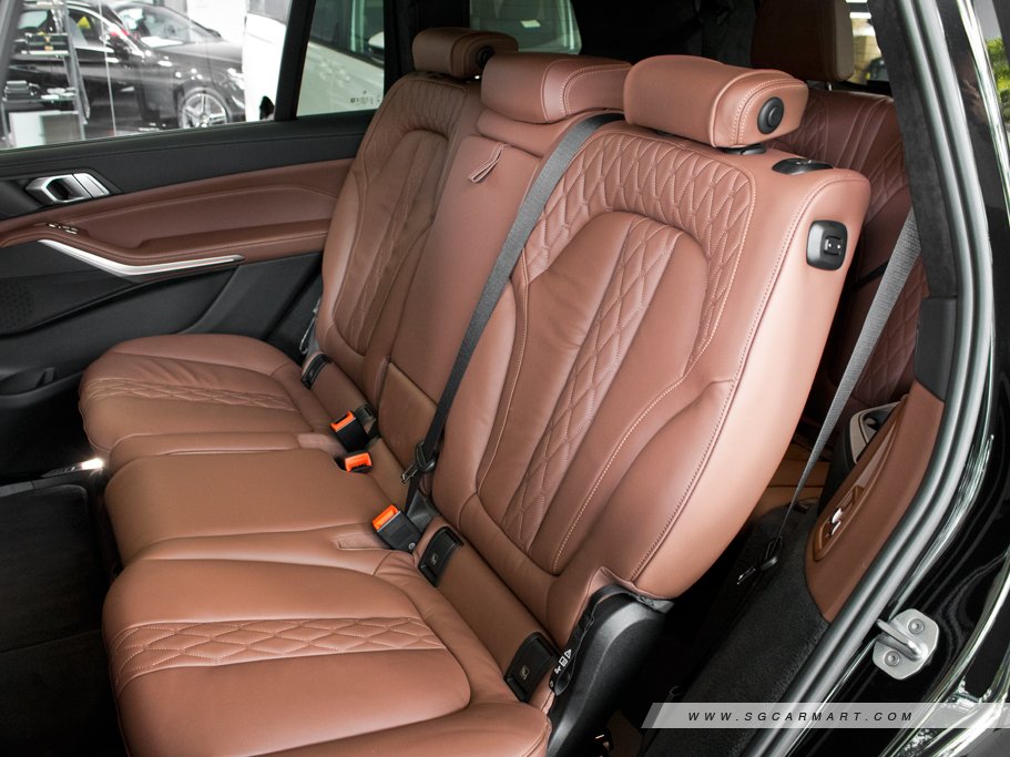 https://i.i-sgcm.com/new_cars/cars/12664/12664_g36