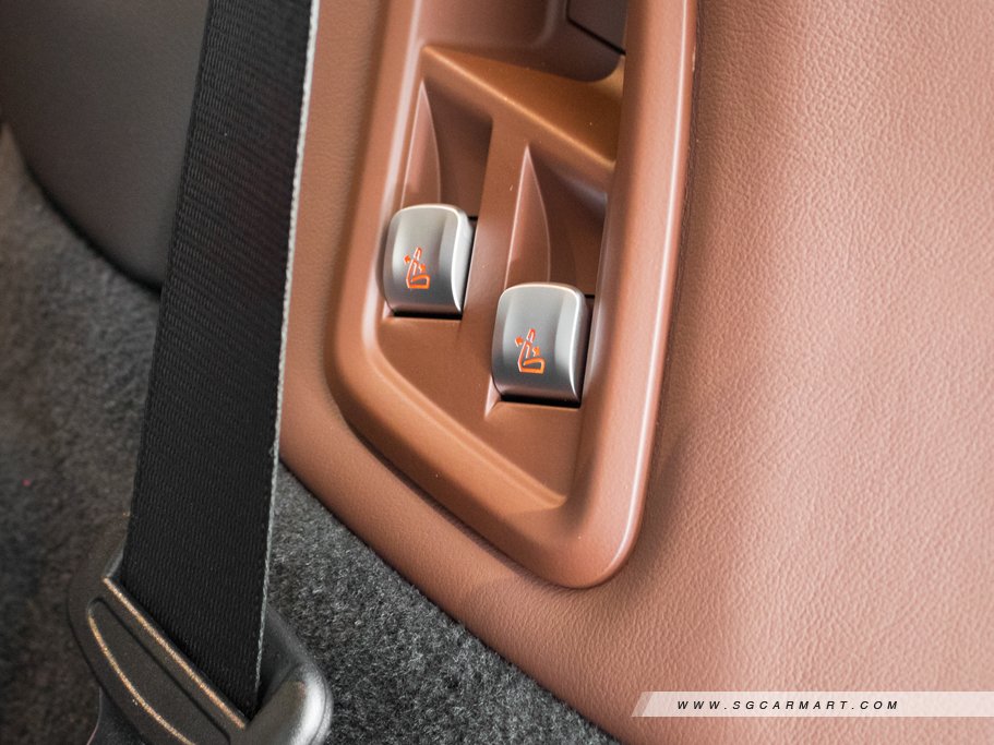 https://i.i-sgcm.com/new_cars/cars/12664/12664_g41