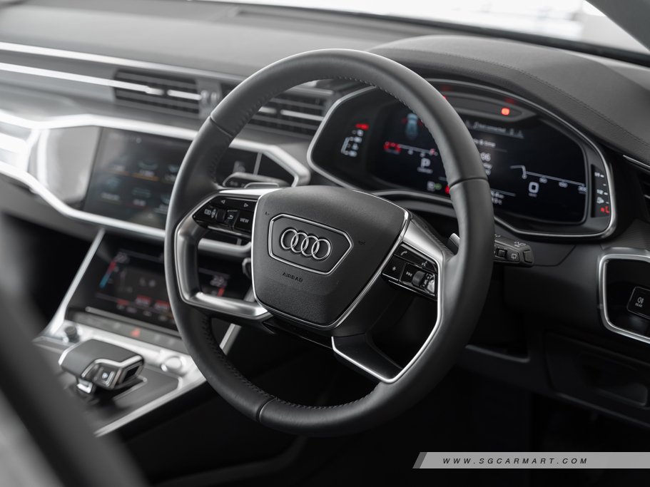 https://i.i-sgcm.com/new_cars/cars/12667/12667_g26