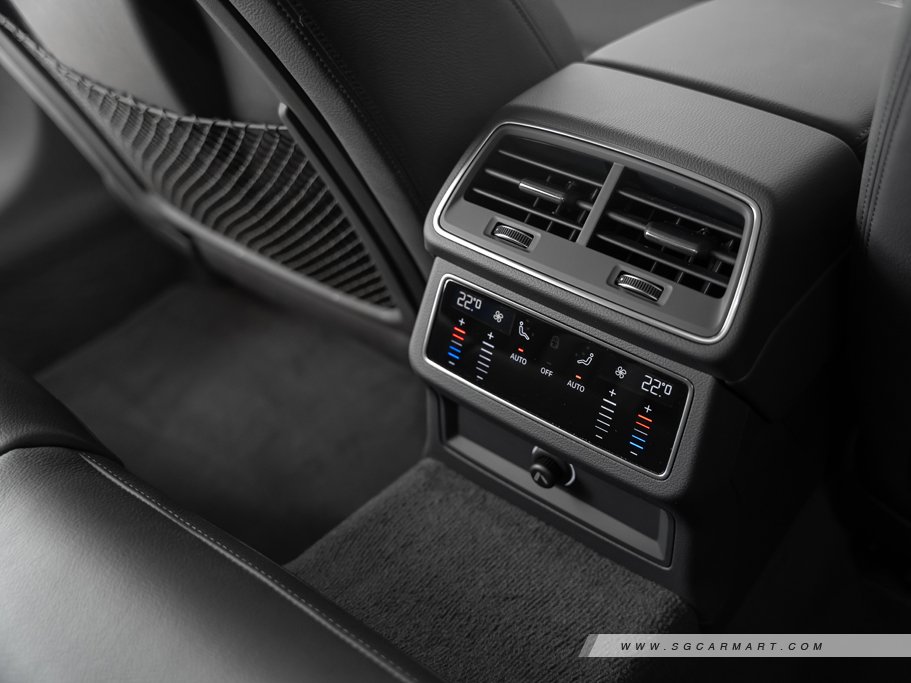 https://i.i-sgcm.com/new_cars/cars/12667/12667_g49