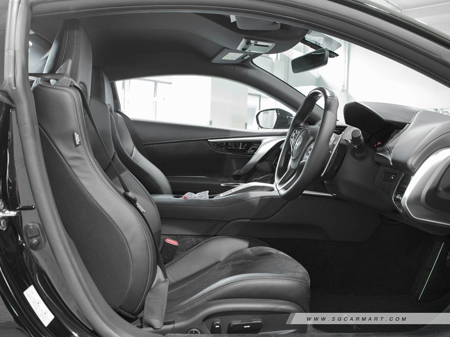 https://i.i-sgcm.com/new_cars/cars/12669/12669_g12