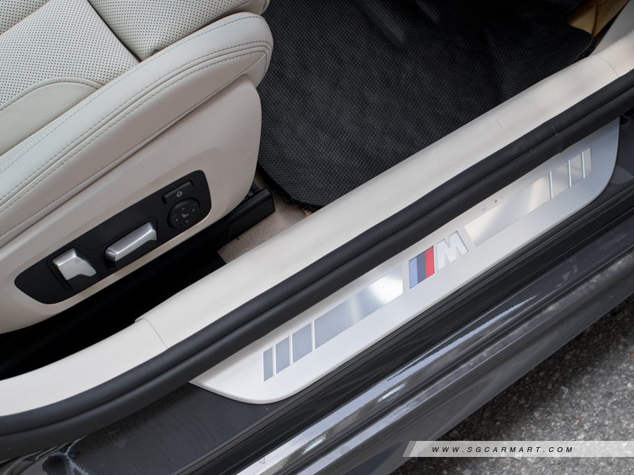 https://i.i-sgcm.com/new_cars/cars/12670/12670_g14
