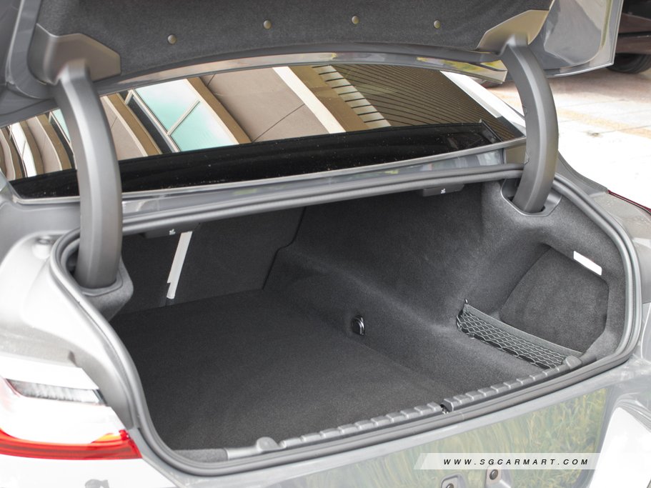https://i.i-sgcm.com/new_cars/cars/12670/12670_g46