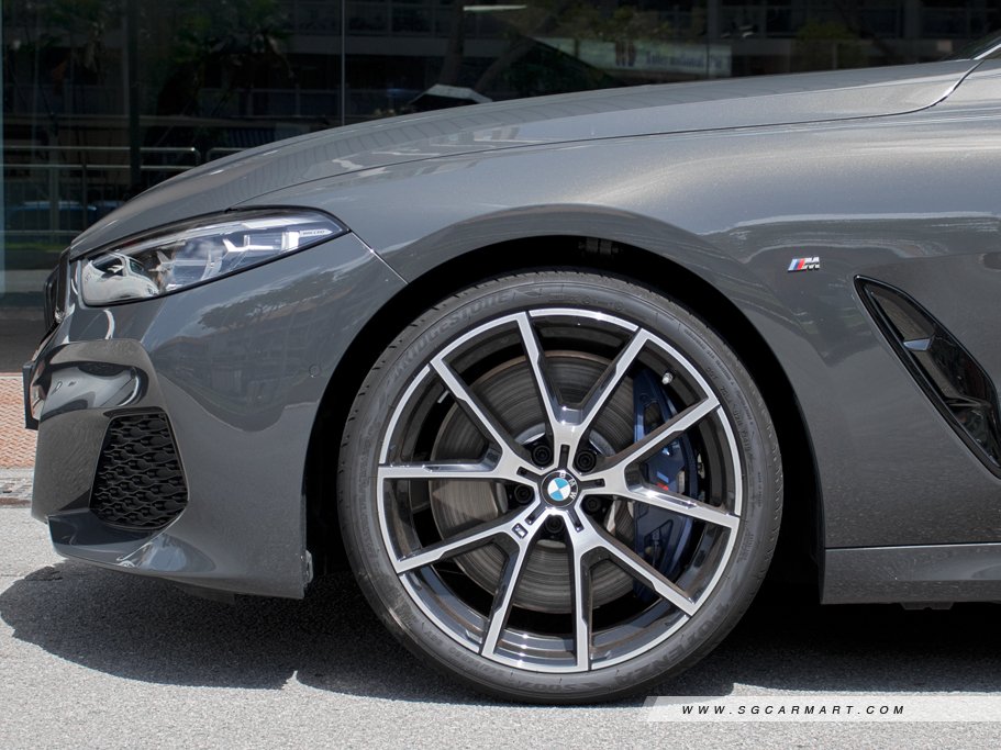 https://i.i-sgcm.com/new_cars/cars/12670/12670_g7