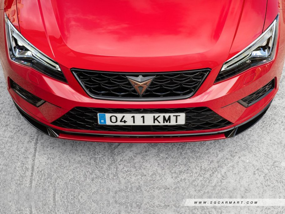 https://i.i-sgcm.com/new_cars/cars/12673/12673_g16
