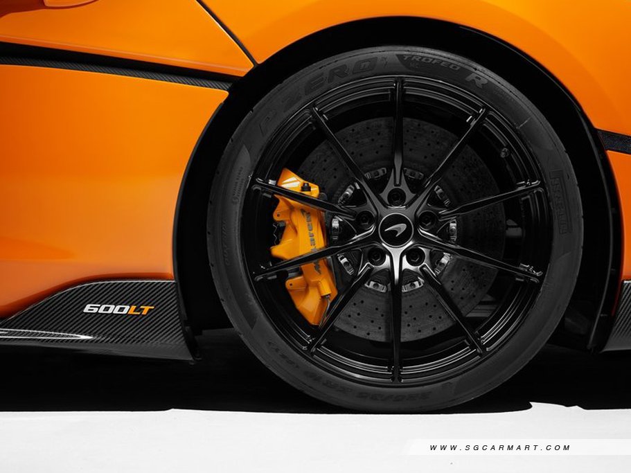 https://i.i-sgcm.com/new_cars/cars/12674/12674_g15