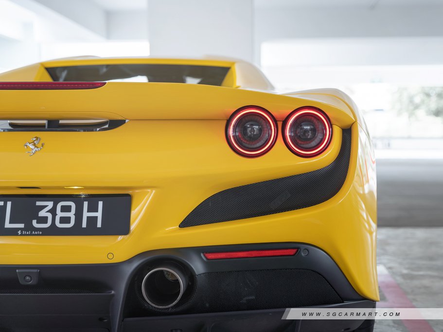 https://i.i-sgcm.com/new_cars/cars/12675/12675_g23